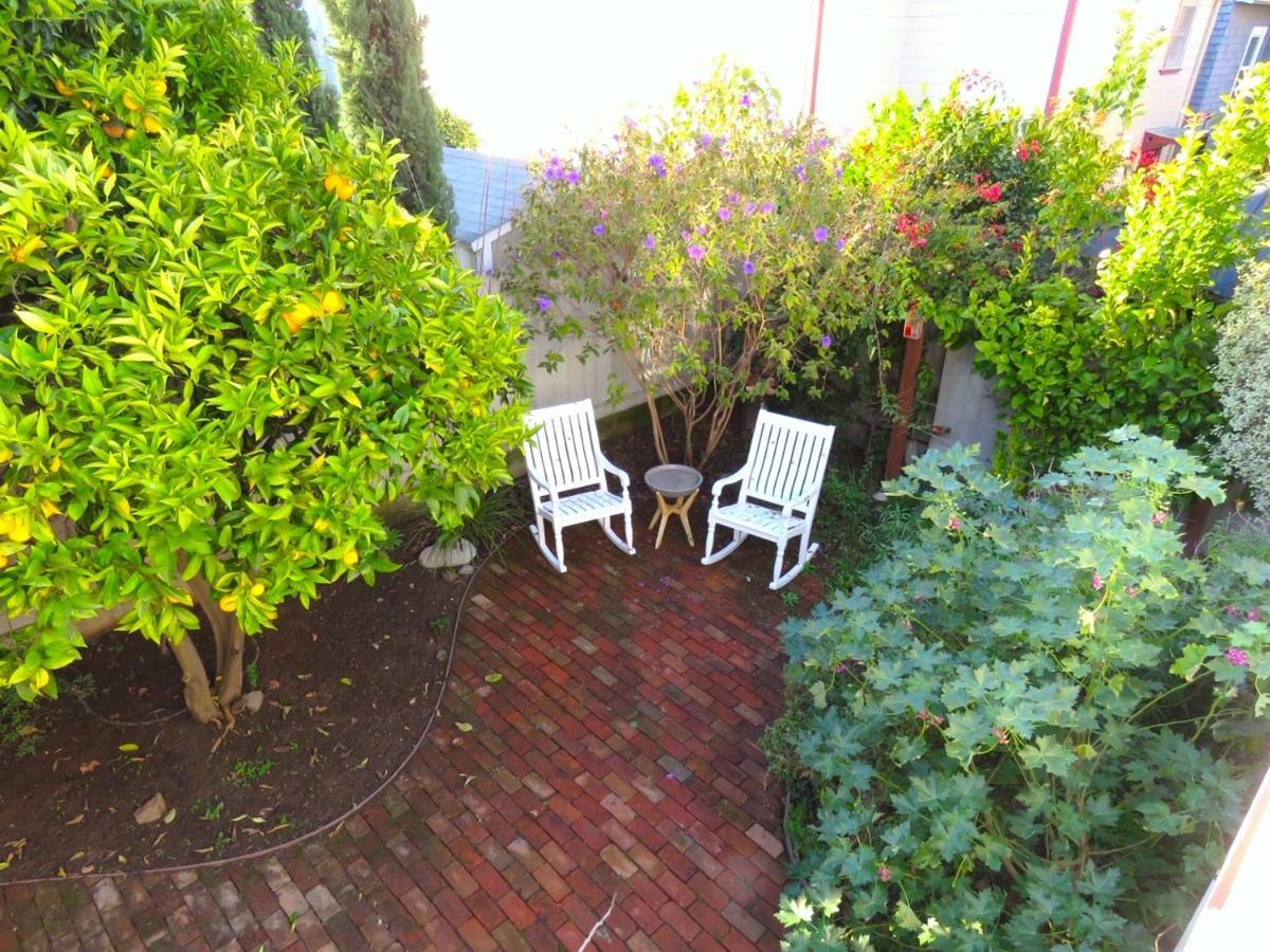 Garden Level Flat In 1885 Queen Anne Victorian Cottage In Alameda Εξωτερικό φωτογραφία